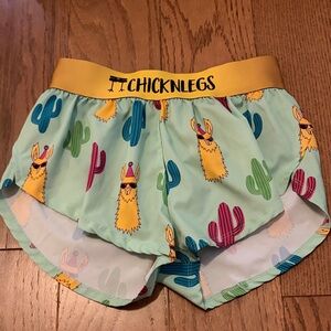 ChicknLegs Women's Athletic Shorts - Llama Cactus Print